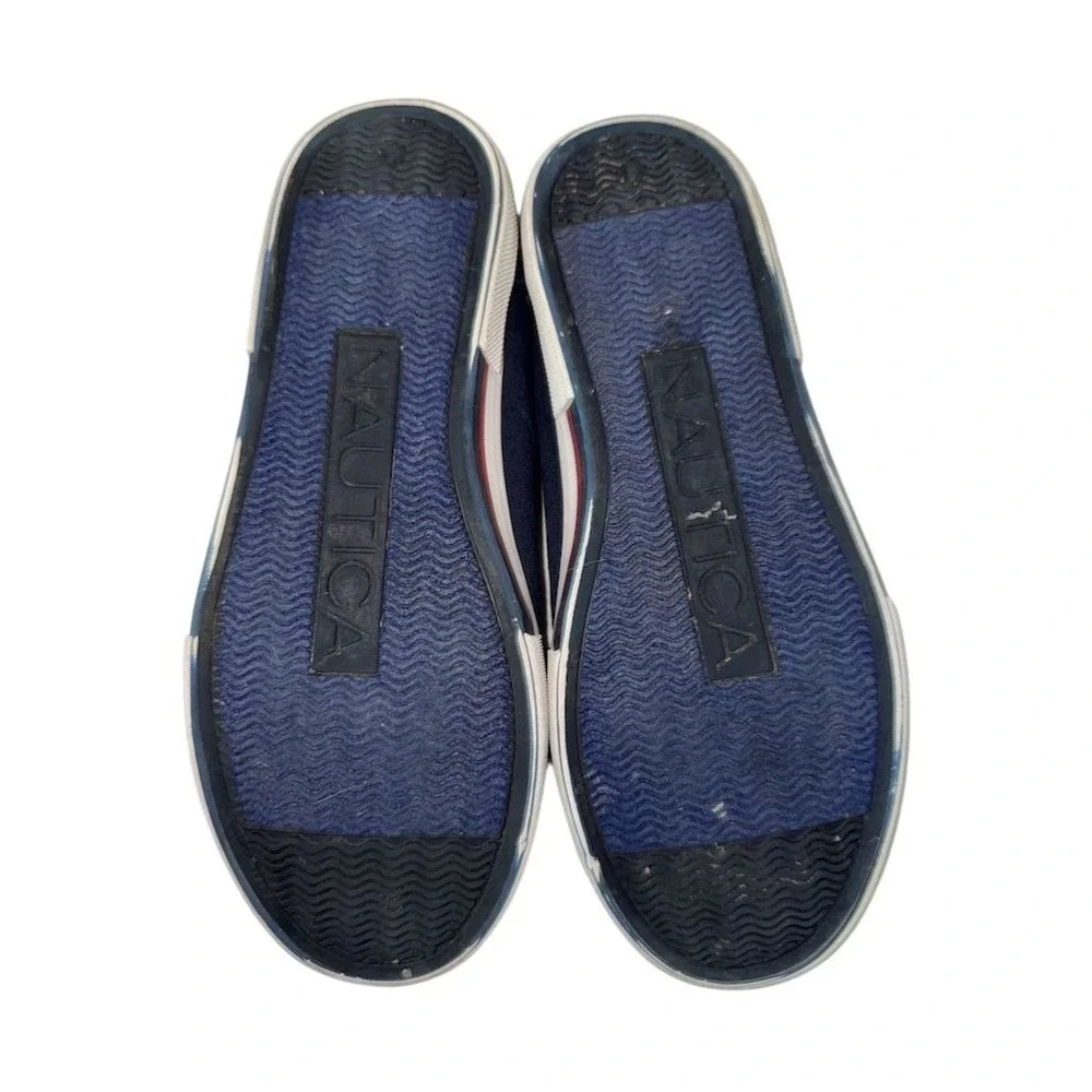 Nautica Women's Navy Nautical Sneaker 4 US Comfortable Lace Up Preppy old school